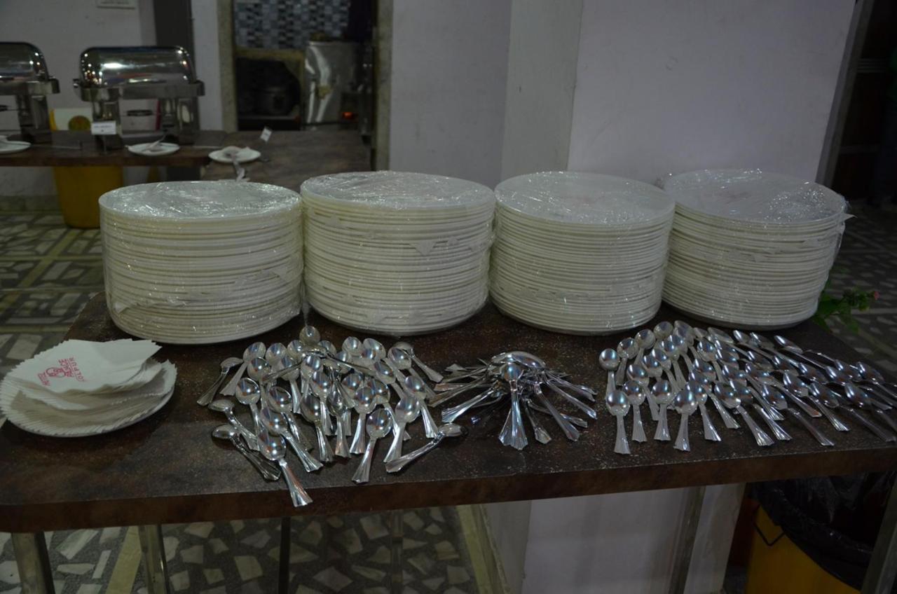 Hotel Rb Palace Dhaulpur Kültér fotó