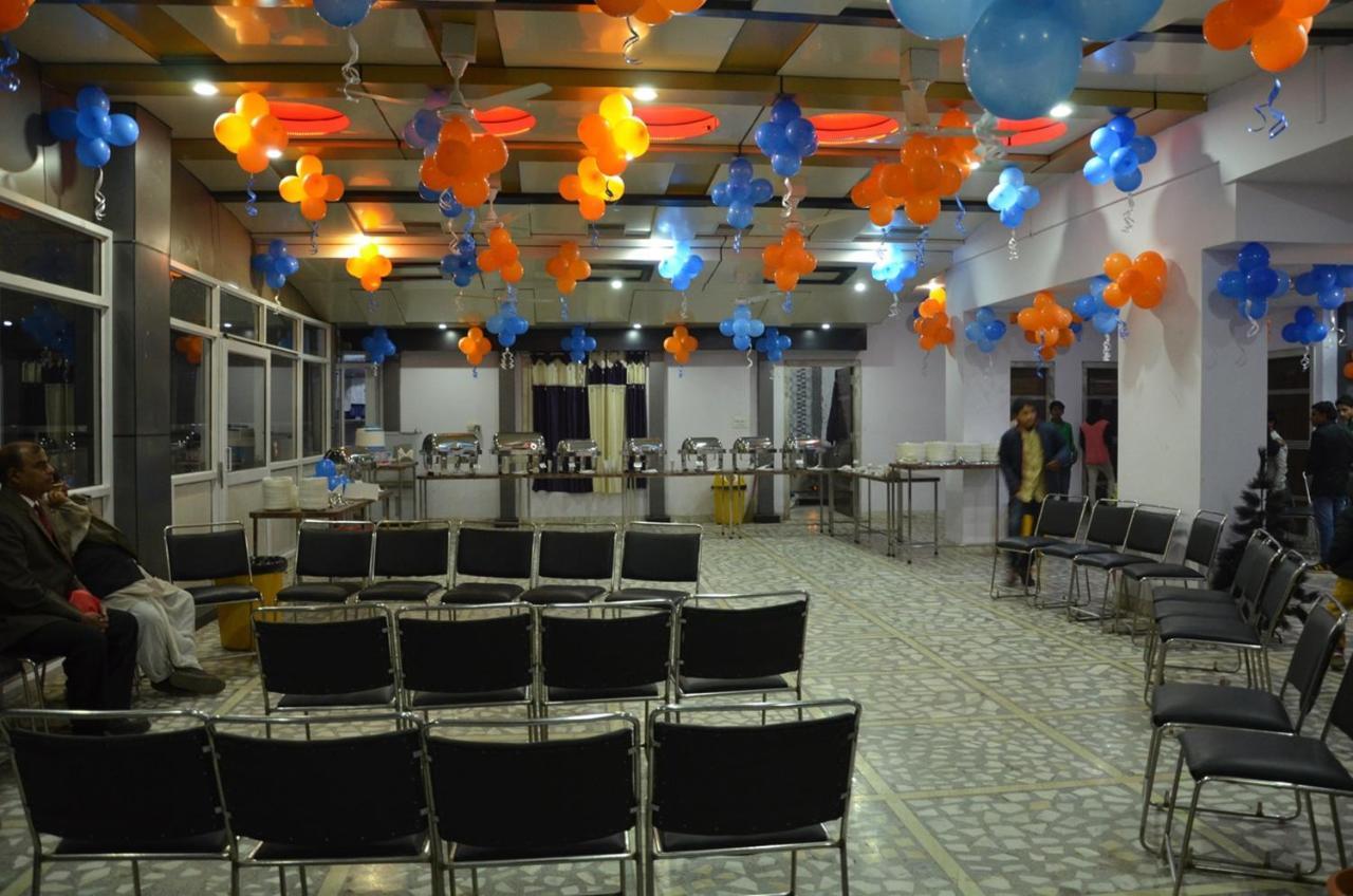 Hotel Rb Palace Dhaulpur Kültér fotó